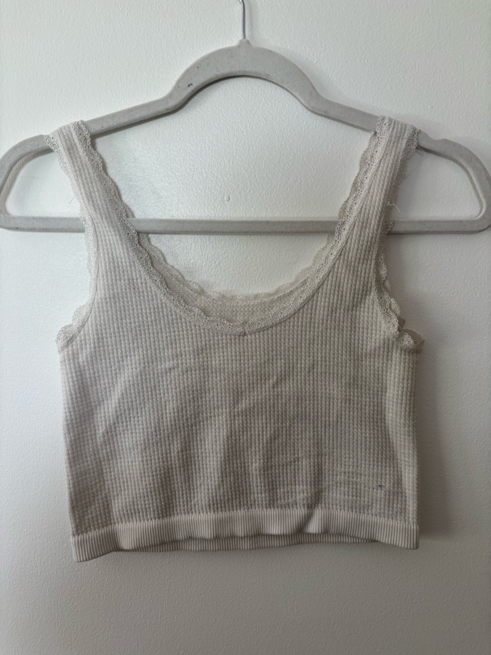 Lace Trim Ribbed Cropped Tank Top - Cream